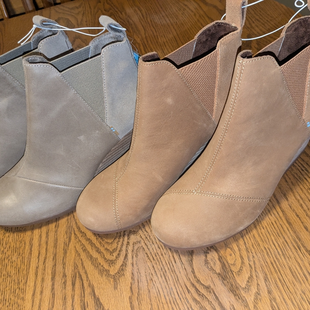 Toms wedges. Woman's size 8.5